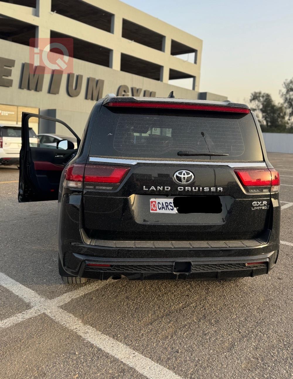 تويوتا لاندكروزر